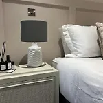 The Monochrome Suite At Ryedale House